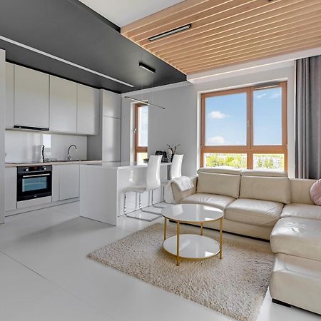 Zajezdnia Wrzeszcz Seaside & Parking By Downtown Apartments Gdansk Room photo